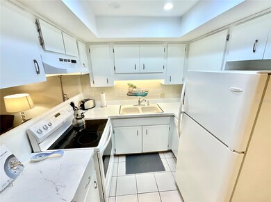 4345 Tahitian Gardens Cir unit J, Holiday, FL 34691 - photo 4