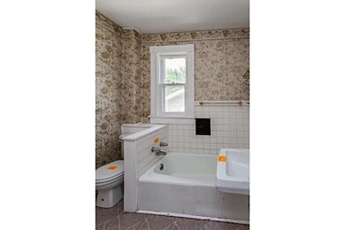 3119 4th St, Des Moines, IA 50313 - photo 7