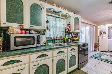 3610 Danny Bryan Blvd, Tampa, FL 33619 - photo 4