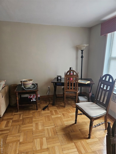 The Renaissance unit 1D, Freeport, NY 11520 - photo 7