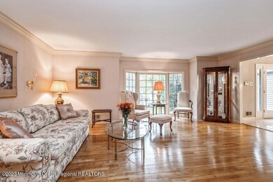06_71BunkerHillDR_1_LivingRoom_LowRes