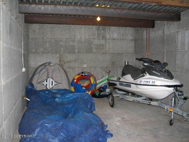 Garage/Storage