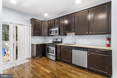 2237 Dickinson St, Philadelphia, PA 19146 - photo 6