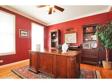 2272 Fielding Dr, Glenview, IL 60026 - photo 4