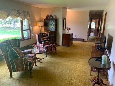 300 Old Marsh Hill Rd, Dracut, MA 01826 - photo 5