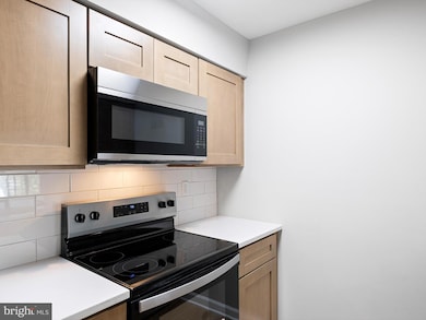 127 Emery Ct unit B, Newark, DE 19711 - photo 5