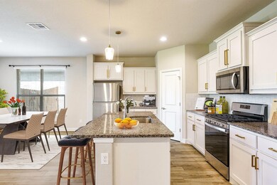 1121 Presidio Ln, Hudson Oaks, TX 76087 - photo 2