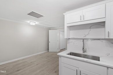 2705 Crest St unit 3, Durham, NC 27705 - photo 7