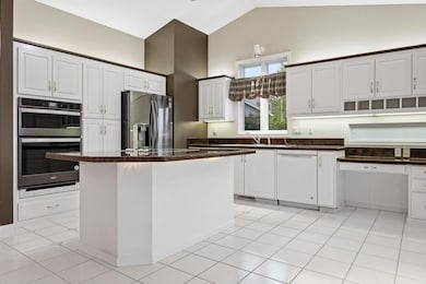 1059 Sommerset Place, West Fargo, ND 58078 - photo 6