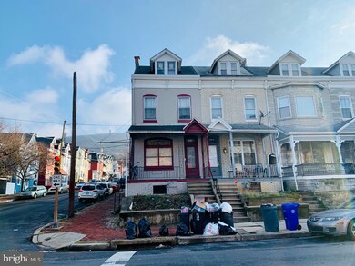 661 N 11th St, Reading, PA 19604 - photo 2