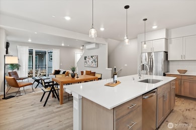 13730 Manor Way unit F1, Lynnwood, WA 98087 - photo 6