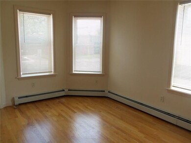 1470 Newport Ave unit 1, Pawtucket, RI 02861 - photo 4
