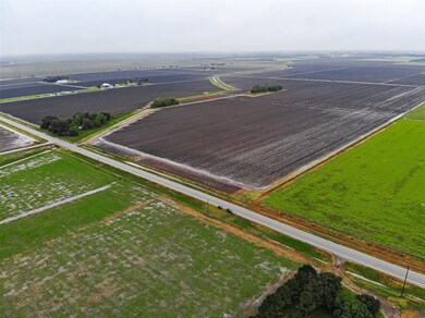 2927 Fm 1952 Rd, East Bernard, TX 77435 - photo 2