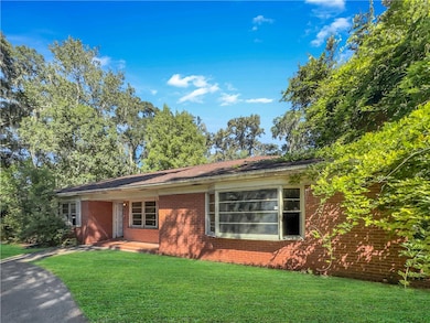 1918 E 63rd St, Savannah, GA 31404 - photo 6