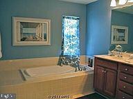 23331 Jonquil Ln, California, MD 20619 - photo 4