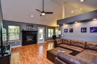 4815 N 11th St-6