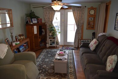 15 Memorial St, Lisbon, ME 04250 - photo 3