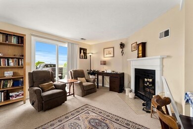 144 Quincy Shore Dr unit 125, Quincy, MA 02171 - photo 6