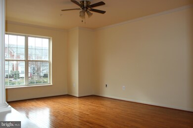 4901 Lockard Dr, Owings Mills, MD 21117 - photo 4