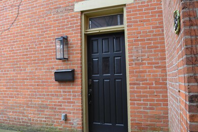 355 W 3rd Ave, Columbus, OH 43201 - photo 2