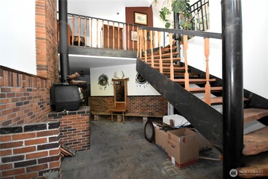 961 NE Snowcap Dr, Tahuya, WA 98588 - photo 6