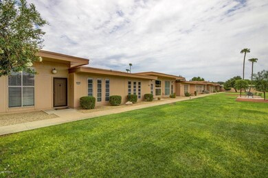 Beautiful Front Courtyard