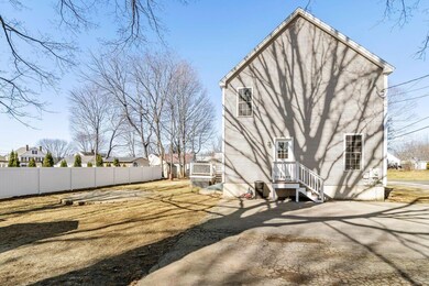 2_Meadow_Ln_South_Berwick_ME-4