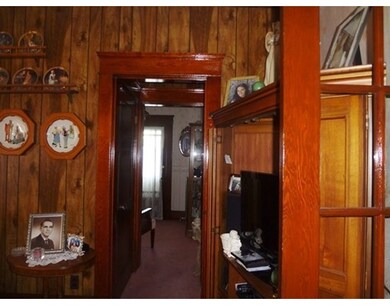 16 State St, Chicopee, MA 01013 - photo 5