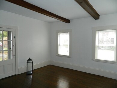 284 Washington St unit 2, Marblehead, MA 01945 - photo 4