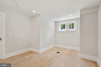 1719 18th St NW unit 2, Washington, DC 20009 - photo 6
