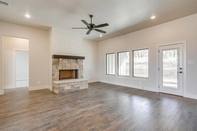 125 Grace St, Weatherford, TX 76086 - photo 6