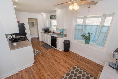 819 Pinehurst St, Marysville, OH 43040 - photo 5