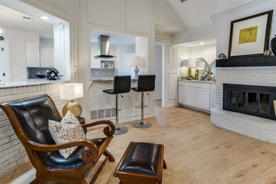 2236 Farrington Ln, Hurst, TX 76054 - photo 6