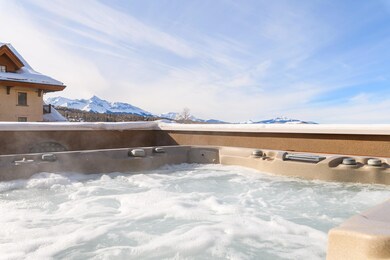 Hot Tub 5th Floor II