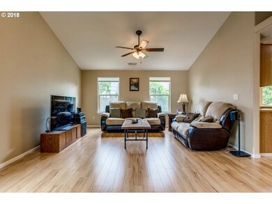 227 W 14th St, Lafayette, OR 97127 - photo 7