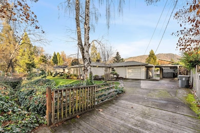 1021 NW Conklin Ave, Grants Pass, OR 97526 - photo 4