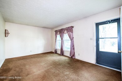 322 Dogwood Dr, Mount Washington, KY 40047 - photo 3