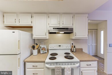 1154 Putnam Blvd unit 74, Wallingford, PA 19086 - photo 7