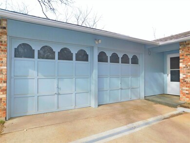 2414 Mercedes Rd, Denton, TX 76205 - photo 3