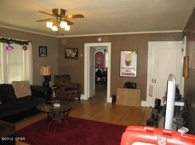 LIVING ROOM A