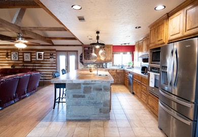 115 Field Stone Dr, Llano, TX 78643 - photo 4