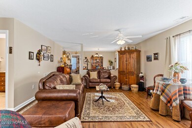 4101 Breezewood Dr unit 102, Wilmington, NC 28412 - photo 3