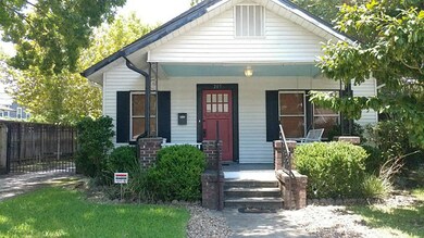 205 E 24th St, Houston, TX 77008 - photo 2