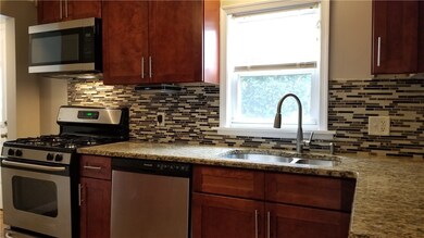 158 Jefferson St, Warwick, RI 02888 - photo 2