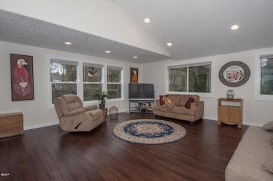 785 SW 29th St, Lincoln City, OR 97367 - photo 6