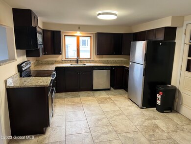 32 Corliss Ave, Rensselaer, NY 12144 - photo 5