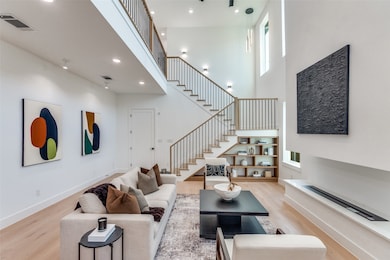 402 Parkview Ave, Dallas, TX 75223 - photo 6