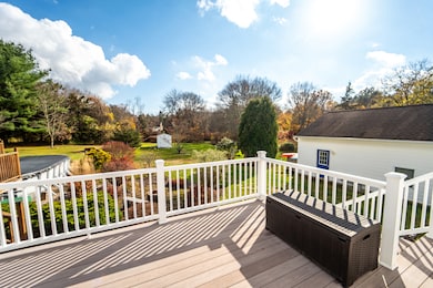 496 Boston Post Rd, East Lyme, CT 06333 - photo 4