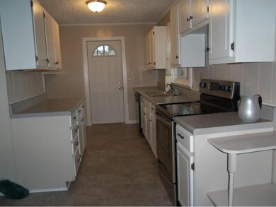 Kitchen W2nd Entrance