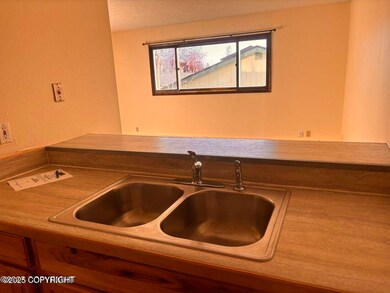 1400 W 25th Ave unit 30, Anchorage, AK 99503 - photo 4